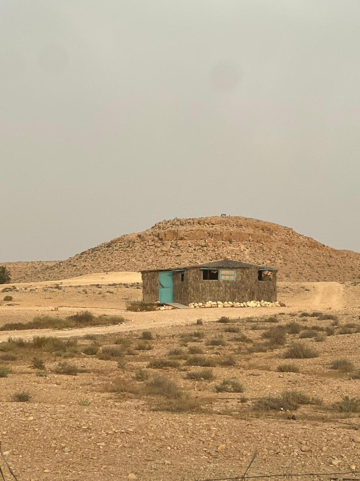 Succah In The Desert Мицпе-Рамон Экстерьер фото